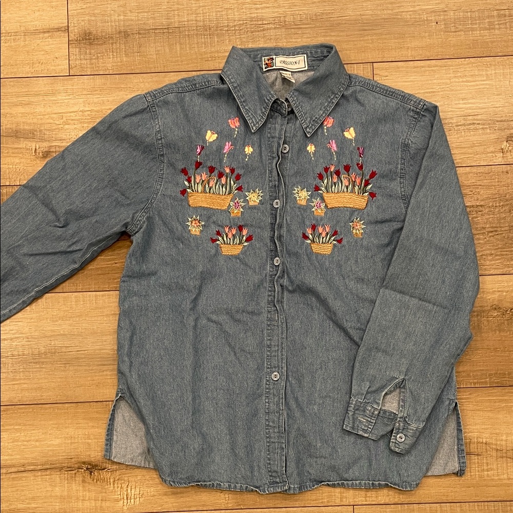 Women's Denim Shirt with Floral Embroidery